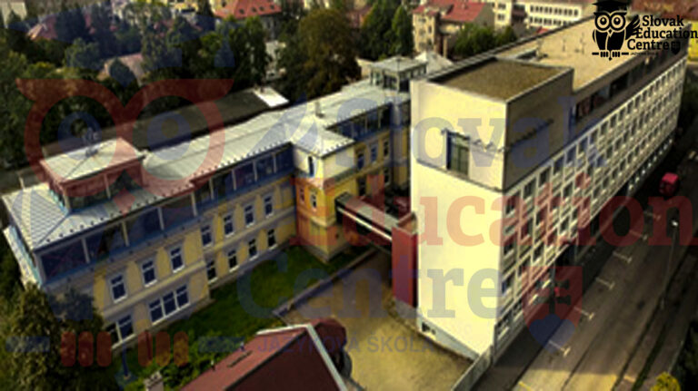 Академия искусств в Банска-Бистрице