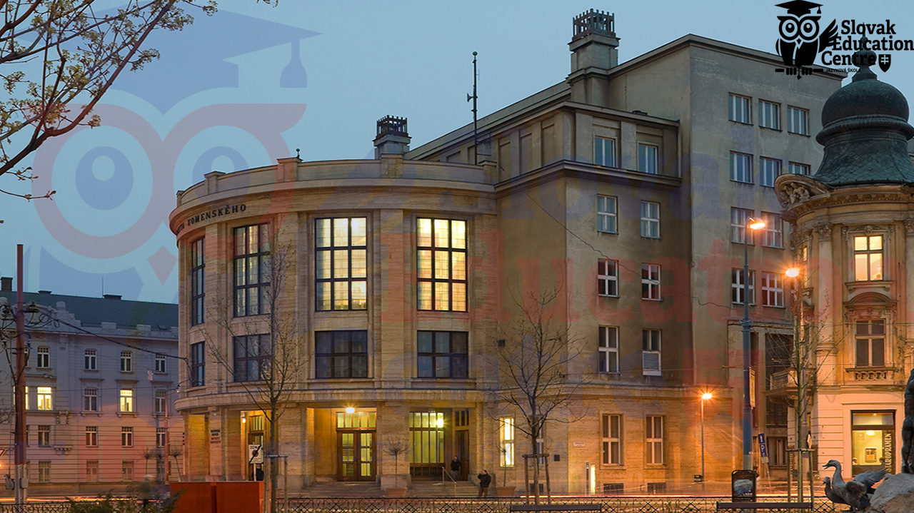 Университет Коменского в Братиславе Словакия