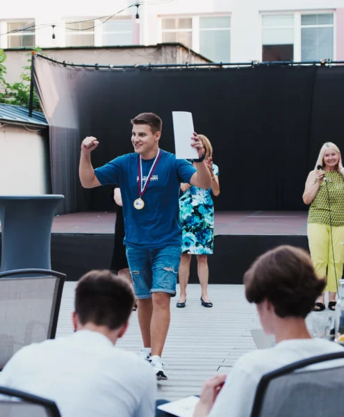 Студенты с сертификатом словацкого языка