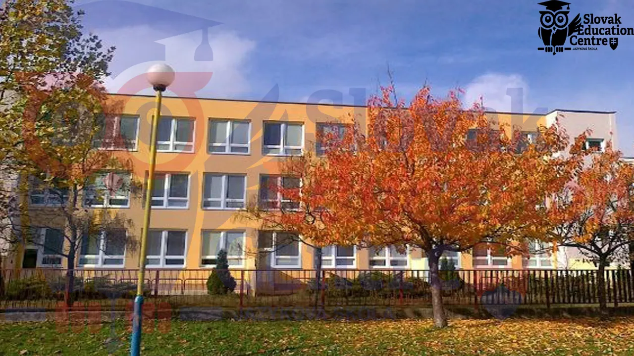 Частная средняя профессиональная школа бизнеса во Зволене